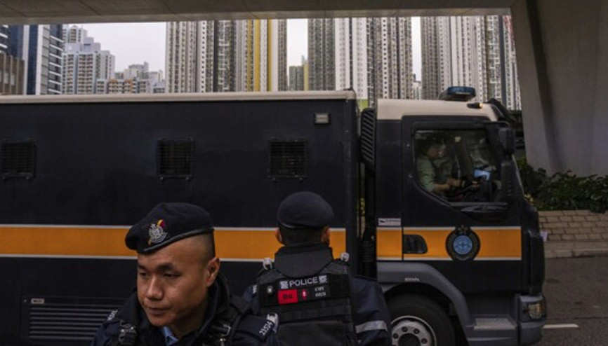 Hong Kongda askeri eğitim yapan siviller gözaltına alındı