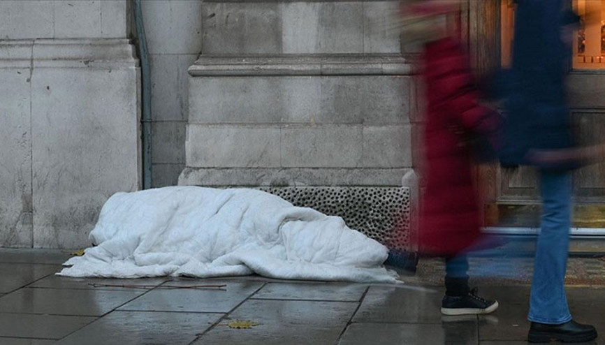 İngilterede çarpıcı rapor: Londrada sokakta uyuyan sayısı artıyor