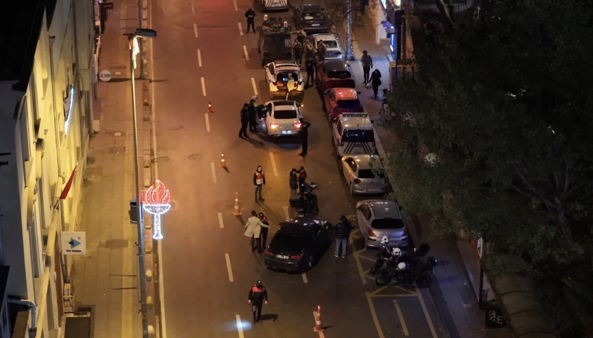 İstanbul - Kadıköyde helikopter destekli Huzur İstanbul denetimi İstanbul - Kadıköyde helikopter destekli Huzur İstanbul denetimi