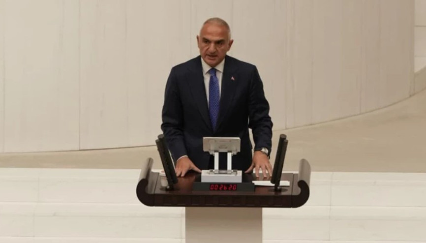 Bakan Ersoy: Turizmde küresel liderliğe yürüyoruz 64 milyar dolar hedefini yakalayacağız