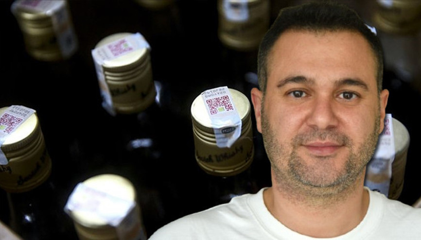 İnternette bidonlarla satılıyor: Yılbaşının yaklaşmasıyla hareketlilik arttı Uzmanı uyardı: Kardeşiniz bile yapsa tüketmeyin