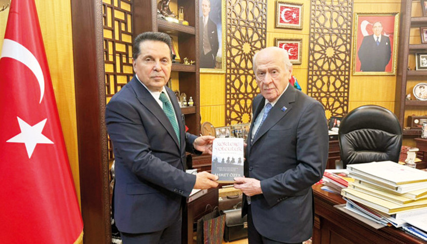 Bahçeli’ye sürpriz Ahmet Özer ziyareti