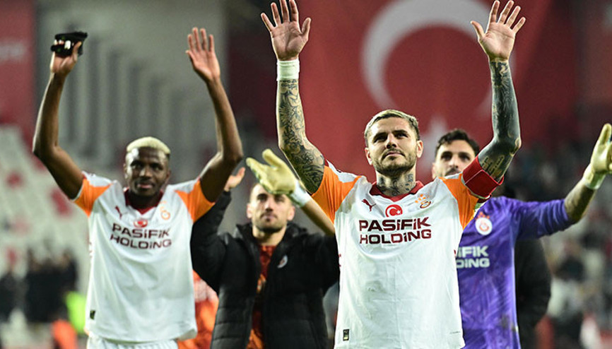 Galatasarayın Antalyaspor maçını usta isimler yazdı: Osimhen Afrika Kupasına gitse de buradayım dedi Galatasarayın Antalyaspor maçını usta isimler yazdı: Osimhen Afrika Kupasına gitse de buradayım dedi