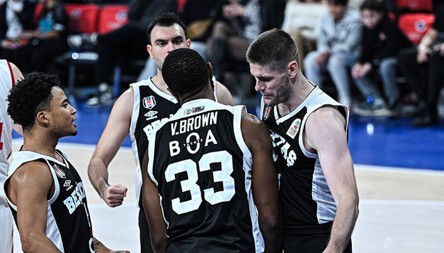 Beşiktaş GAİN, potada yüksekten uçuyor