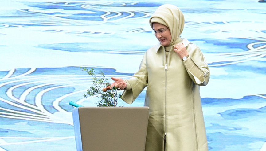 Emine Erdoğandan Artsın Eksilmesin Dönüşüm Pazarına ilişkin paylaşım