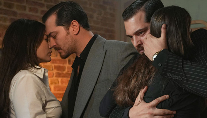 Ayrılsalar da dayanamıyorlar Rüya gibi aşk