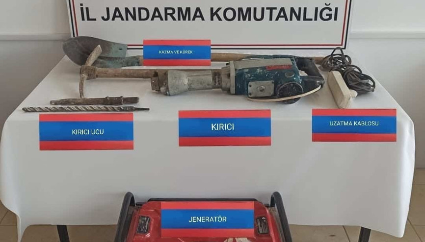 Yozgatta kaçak kazı operasyonunda 3 gözaltı