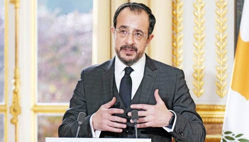 Rumların ılımlı mesajları ne anlama geliyor… Nikos’tan şirin görünme çabası