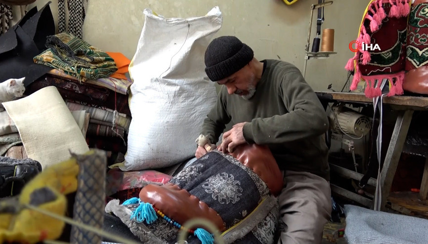 55 yıldır semercilik yapan usta teknolojiye meydan okuyor