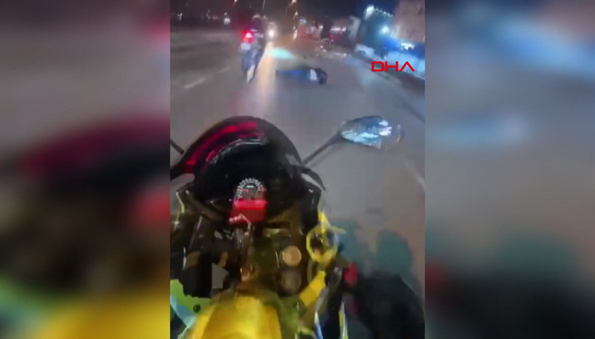 Sultanbeylide motosiklet sürücüsünün hayatını kaybettiği kaza kamerada