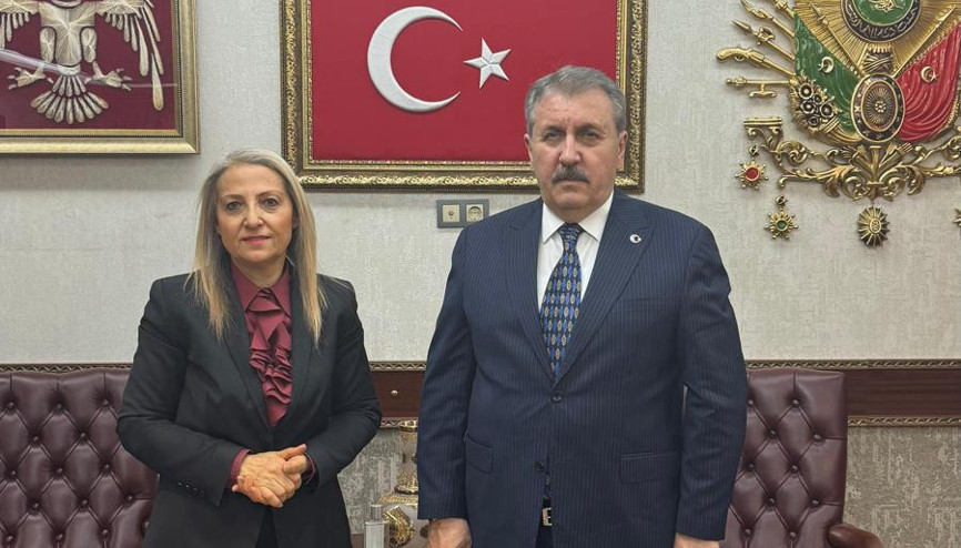 Destici’ye üniversite daveti