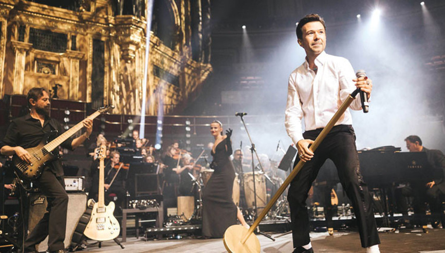 Londra konserinin albümü geliyor