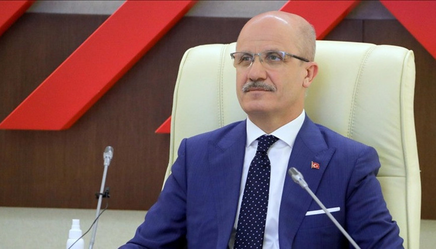Özvar: Üniversite eğitiminin 3 yıla indirilmesi üzerinde çalışıyoruz