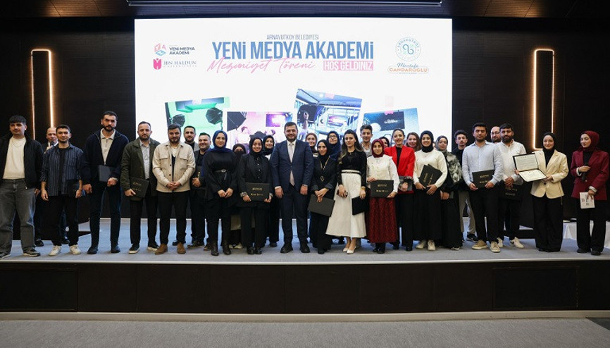 Arnavutköy Belediyesi, Yeni Medya Akademi’de ilk mezunlarını verdi