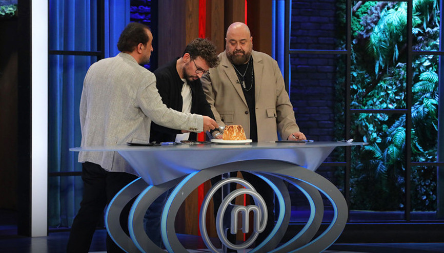 MasterChef kaptanlığı kim kazandı Altın Kupa mavi takım kaptanı ve kırmızı takım kaptanı belli oldu Dün akşam (21 Aralık) MaterChef Altın Kupa kaptanlık oyununu kim kazandı İşte haftanın takımları