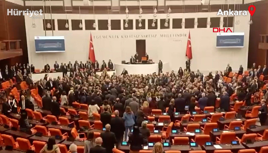 TBMM’de AK Parti ve CHPli milletvekilleri arasında kavga