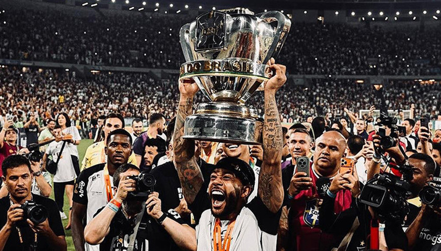 Memphis Depay’dan kupa zaferi sonrası eleştiri Bu güzel kulübü rahat bırakın