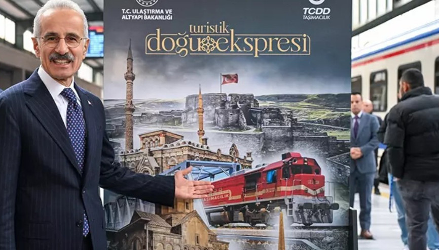 Turistik Doğu Ekspresi için bilet bulamayanlara Bakan taktiği