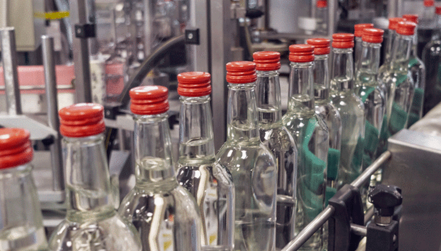 Ülkenin dört bir yanında on binlerce litre sahte içki ele geçirildi Bütün organlara zarar veriyor, ölüm oranları da çok yüksek... İşte bilmeniz gerekenler