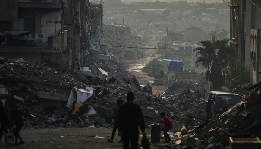 İsrail, Filistinlileri topçu atışlarıyla hedef aldı