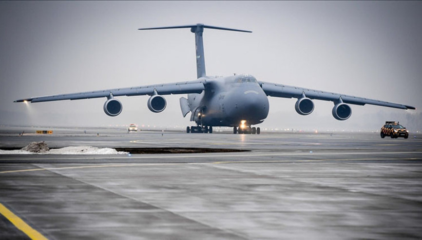 ABDde flaş iddia C-17ler havalandı: Venezuela için mühimmat sevk edildi