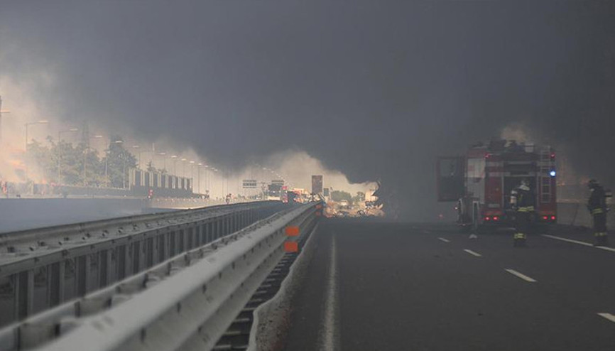 İtalyada LPG tankeri havaya uçtu