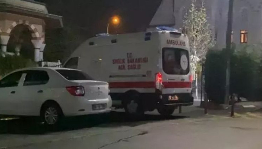 İstanbulda bir kişi cami tuvaletinde ölü bulundu