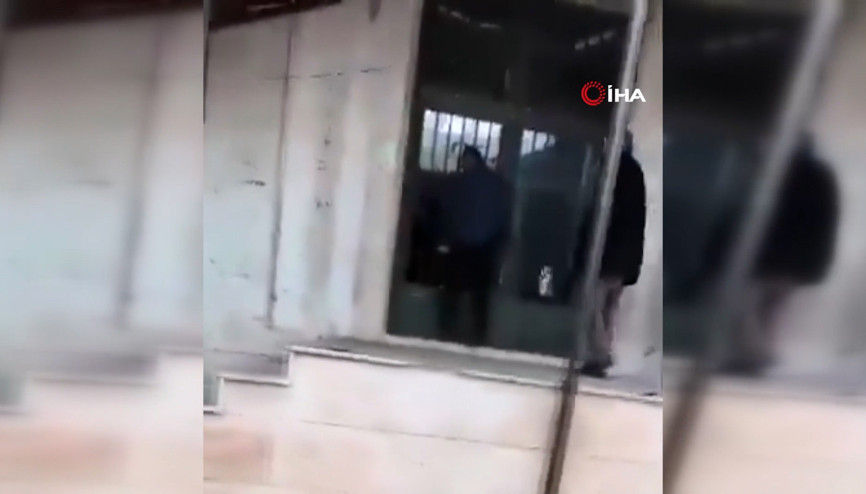 Suriyede camide patlama Ölü ve yaralılar var