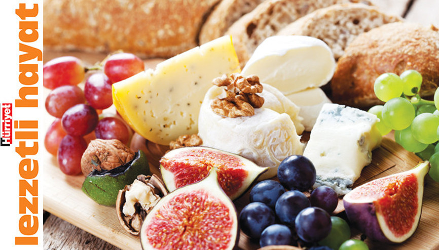 Şiirsel bir uyum; peynirle meyve