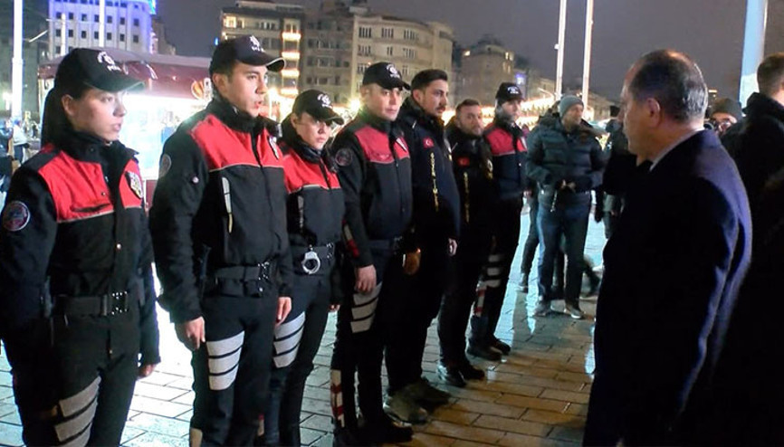 İstanbul İl Emniyet Müdürü Yıldız, yılbaşı için alınan tedbirleri denetledi