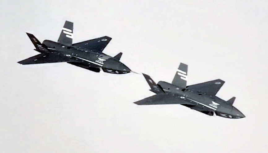 Kızılelma’dan kol uçuşu