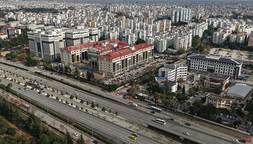 Milyarlarca dolarlık arazinin davasında hakimleri HSKya şikayet etmişler