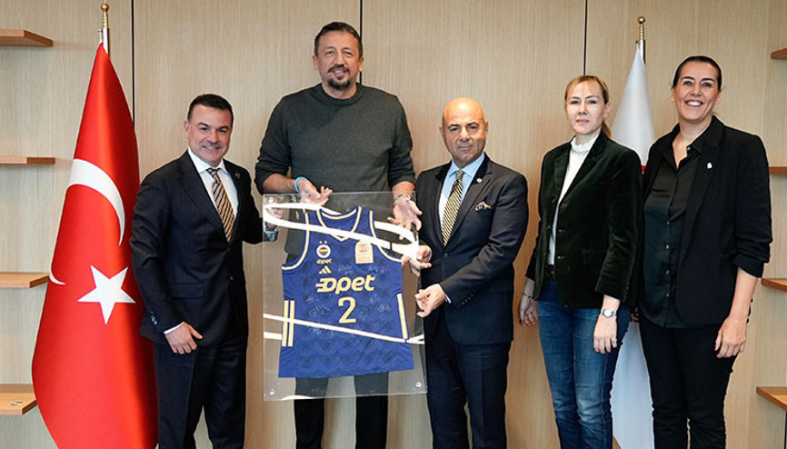 Fenerbahçeli yöneticilerden, TBF Başkanı Türkoğluna ziyaret