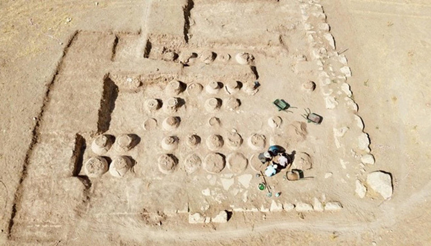 2025’in en dikkat çekici arkeolojik keşiflerinden.... Urartu dönemine ait çivi yazılı 76 pithos