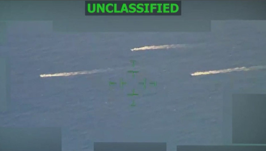 ABD ordusundan uyuşturucu taşıyan 3 tekneye hava saldırısı: 3 ölü ABD ordusundan uyuşturucu taşıyan 3 tekneye hava saldırısı: 3 ölü