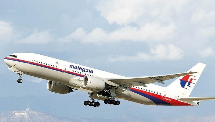 Kayıp uçağı sualtı araçları arayacak