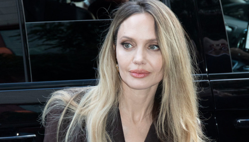 Angelina Jolieden Hollywooda veda... Kötü anılarını geride bırakacak Angelina Jolieden Hollywooda veda... Kötü anılarını geride bırakacak