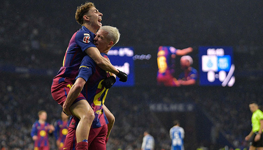 Barcelona, derbide 3 puanı son dakikalarda aldı