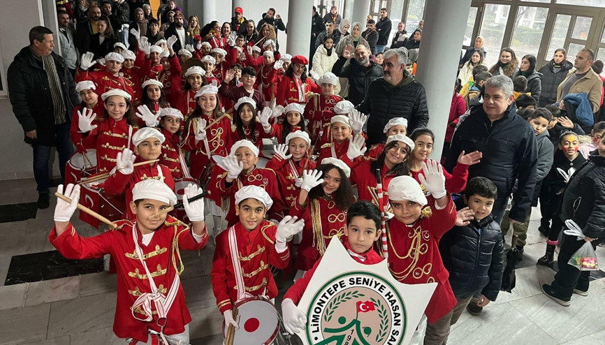 Dijital bağımlılığa karşı bando
