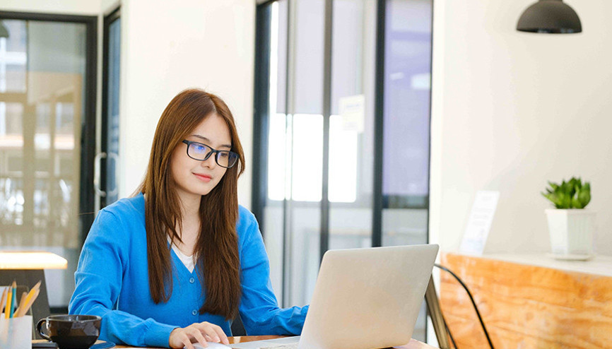 Yükseköğretim mezunları iş gücüne katılımda zirvede