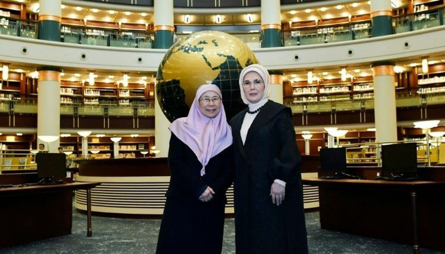 Emine Erdoğan, Malezya Başbakanının eşi Azizah İsmail ile görüştü