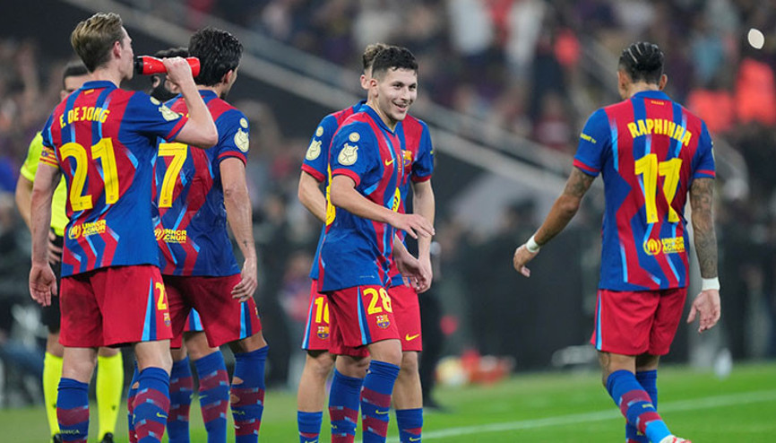 Barcelona, Süper Kupada finale 5 golle yükseldi