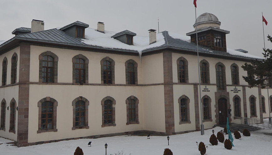 Tarihi kararlar burada alınmıştı | Erzurum Kongresinin yapıldığı bina ziyarete kapatıldı