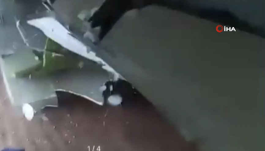 Bursa’da lodos dehşeti: Plazanın tavanı çöktü, facia kıl payı atlatıldı