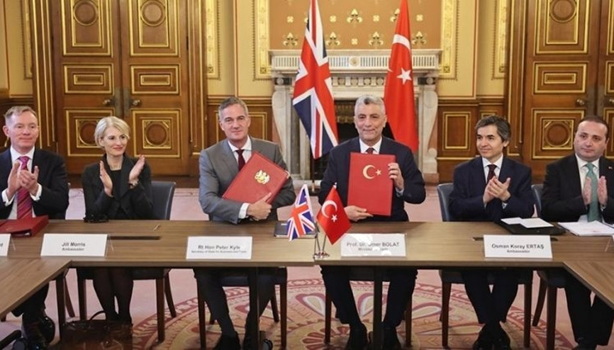 Bakan Bolat duyurdu… Türkiye ve İngiltere arasında yeni anlaşmalar imzalandı