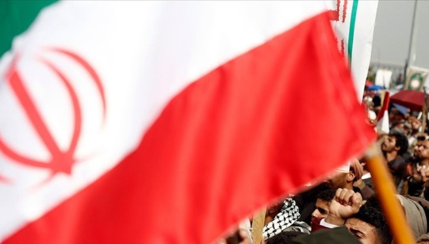 İranda gösterilerin 12. gününde 2 asker öldü... Trump: İnsanları öldürürlerse İranı çok sert vururuz