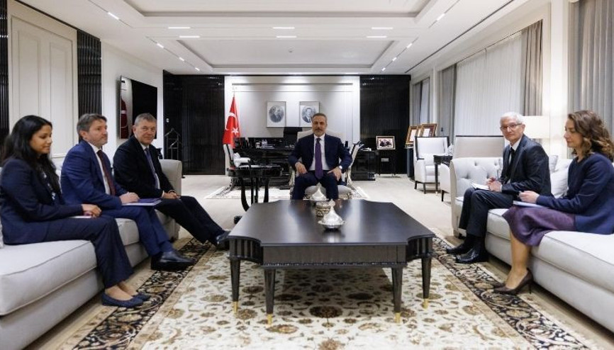 Dışişleri Bakanı Hakan Fidan, UNRWA Genel Komiseri Lazzarini ile görüştü