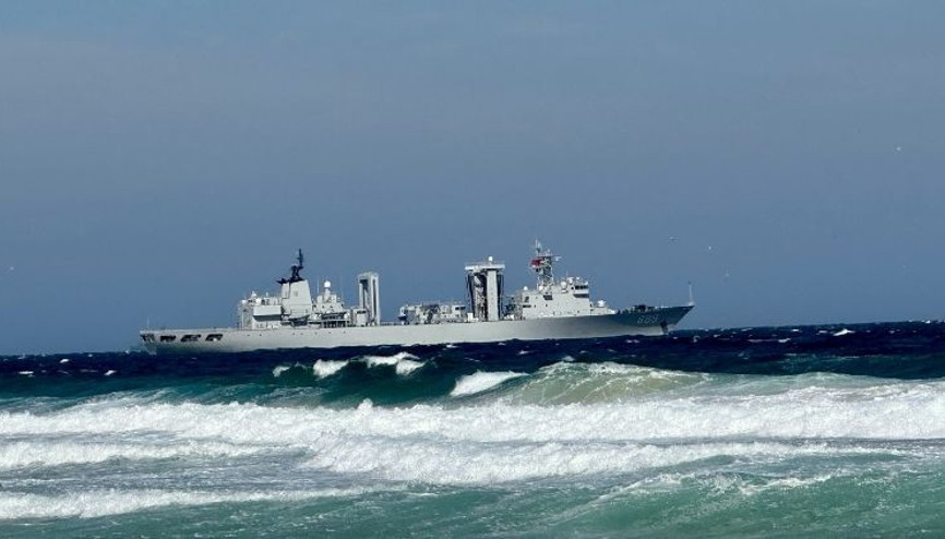 Güney Afrikada Çin, Rusya, İran’dan gövde gösterisi