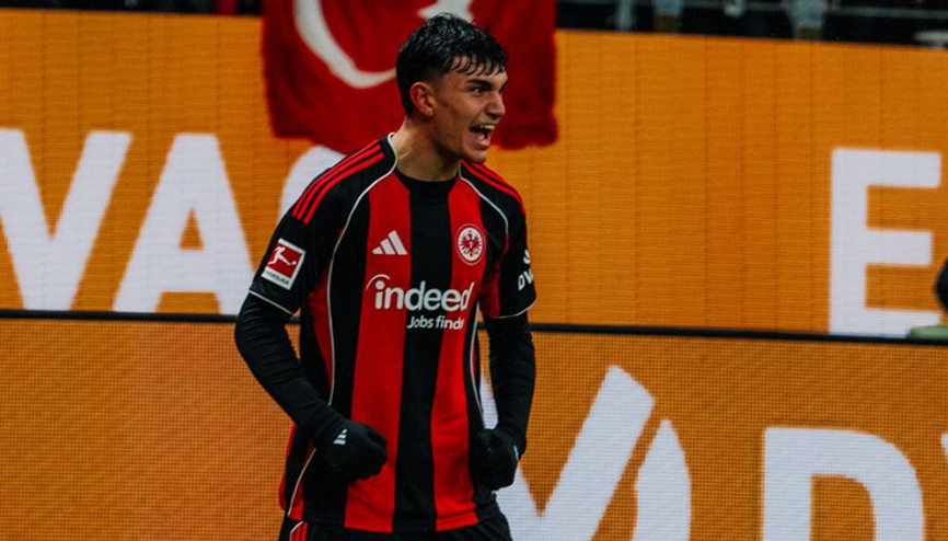 Can Uzun gol attı, Eintracht Frankfurt 90+6da galibiyeti kaçırdı