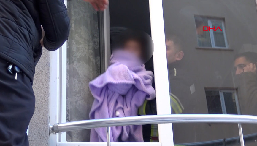 Evden ‘bebek ağlama sesi’ geldi, herkes seferber oldu Evden ‘bebek ağlama sesi’ geldi, herkes seferber oldu